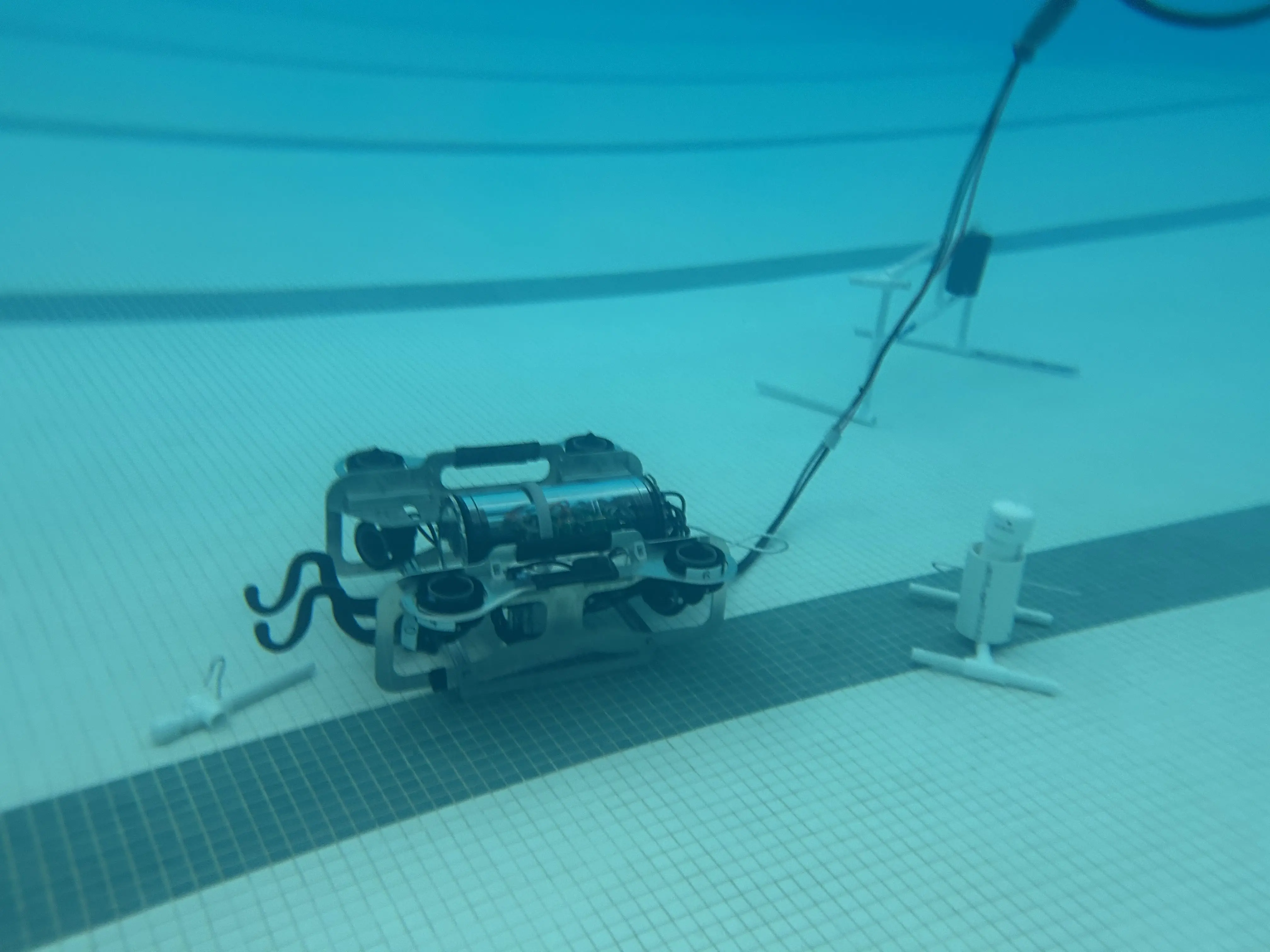 rov in water!